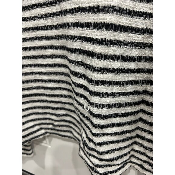 Urban Romantics Striped Long Sleeve Sweater Black White Sz Large Cozy Knitwear - Picture 4 of 9